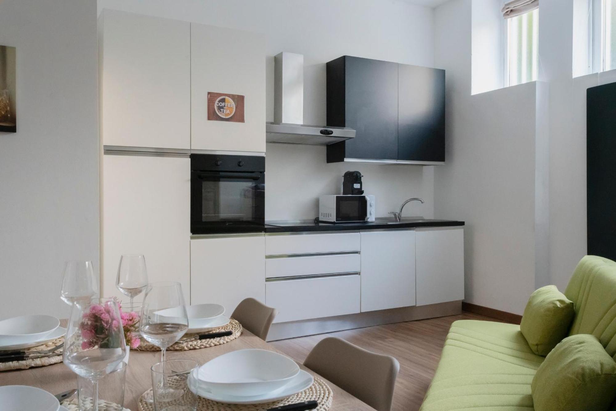 Elegant Sweet - Milan, 15 Minute Duomo Appartement Milaan